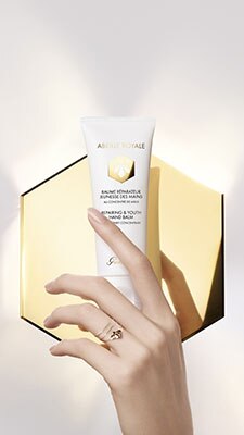 ABEILLE ROYALE &ndash; Le nouveau rituel soin des mains